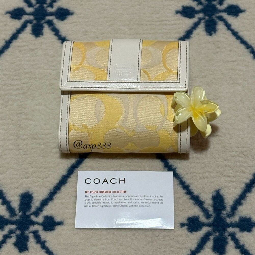 Coach Y2K Hampton Optic Signature C Jacquard Trifold Wallet 2000s - Yellow